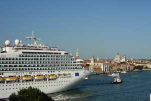 cruise holidays around italy