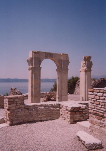 Ruins on the headland at Sirmione