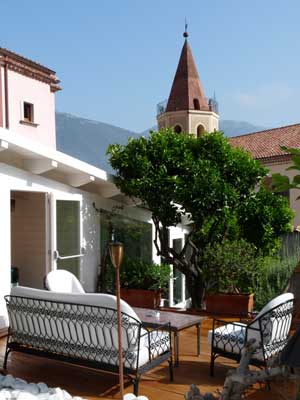 Outdoor seating, Locanda delle Donne Monache