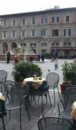 Piazza del Popolo, Pesaro