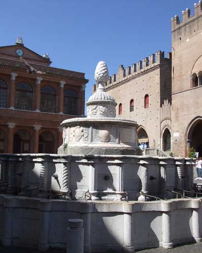 Fountain in piazza, Rimini