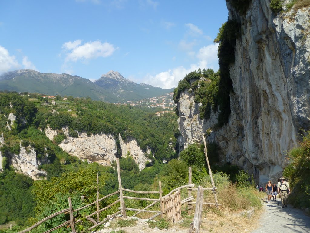 exodus tours amalfi coast