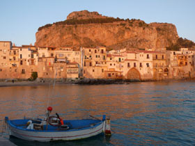 cefalu tourist guide