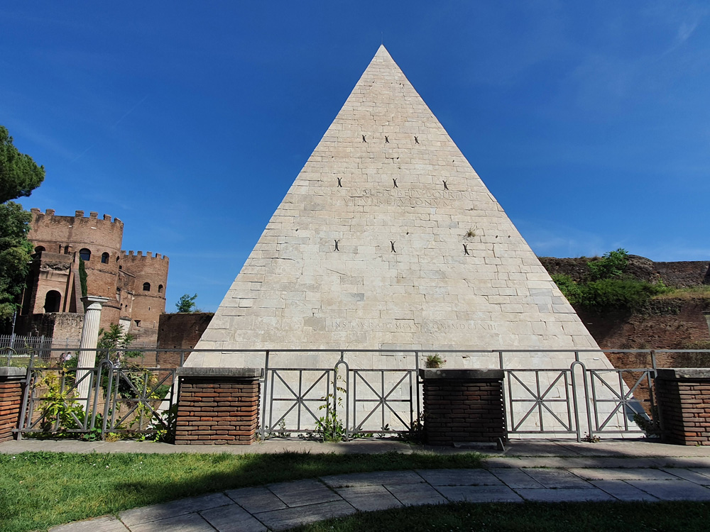 tourist information rome italy