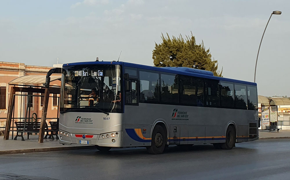 FSE bus at the stop by the castle in Conversano